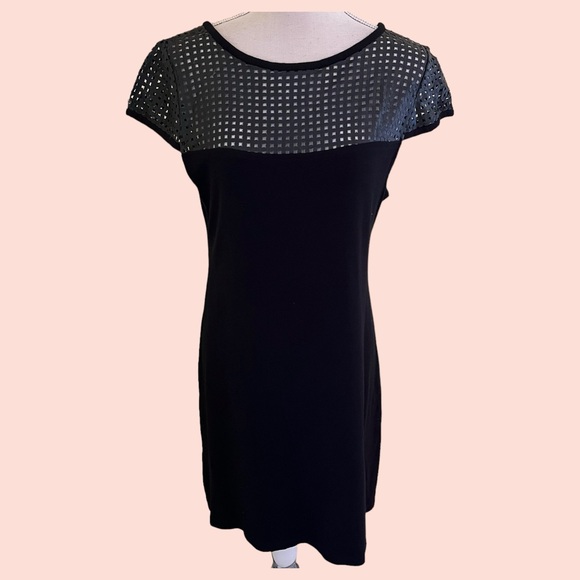 Yoana Baraschi Black Stretch Sheath Dress with Faux Leather Basket Weave Bodice - Picture 1 of 10